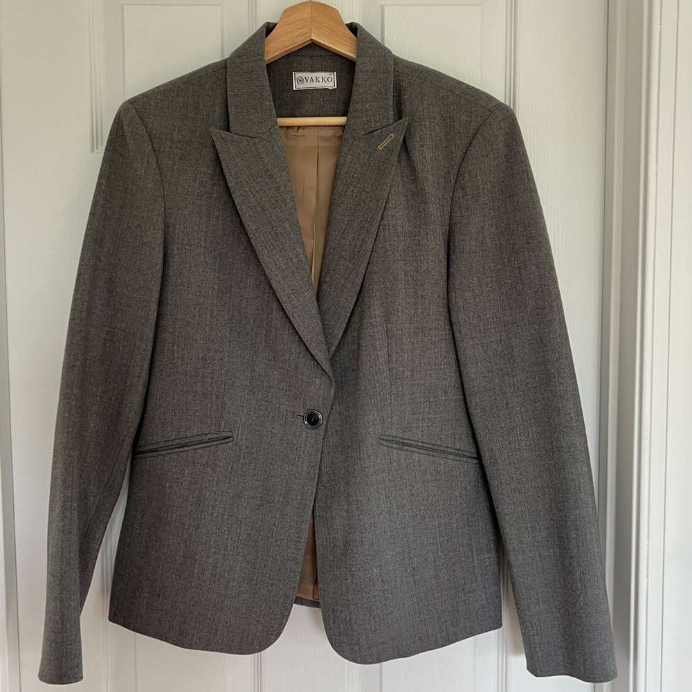 Vakko Jacket Size M, grey